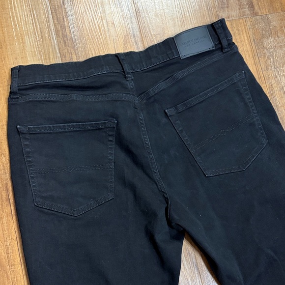 Lucky brand athletic straight fit black denim Jeans size 36 x 29 - Picture 4 of 9